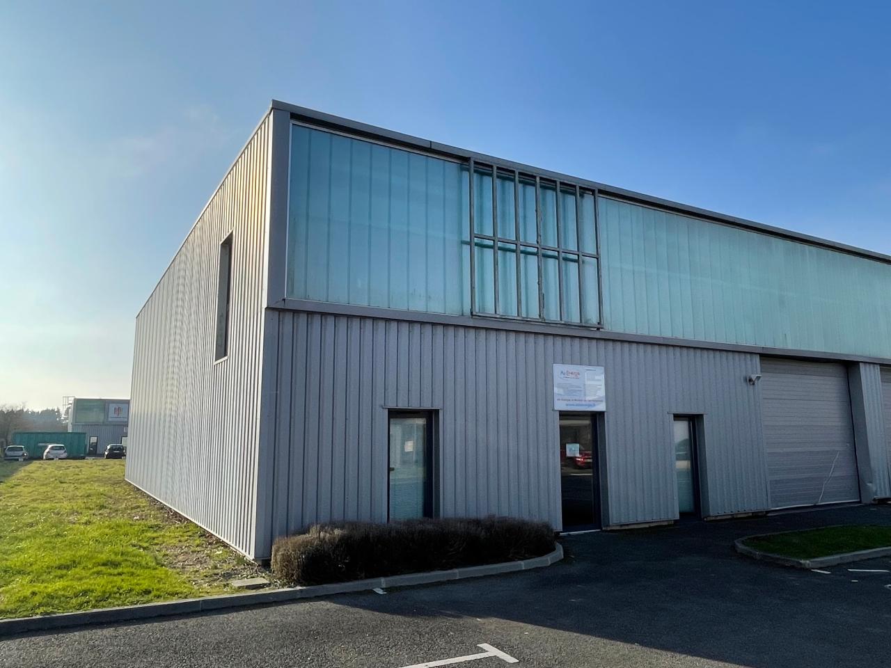 Local d'activité Bouaye 334m² Location local d'activité Bouaye Loire-Atlantique OLACT2428224 2